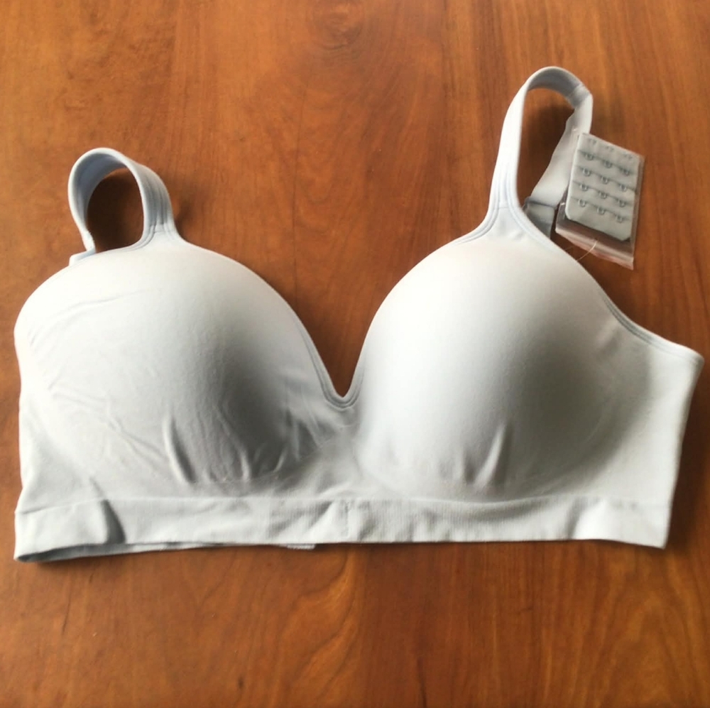 Seamless Light Gray T-Shirt Bra with Light Support